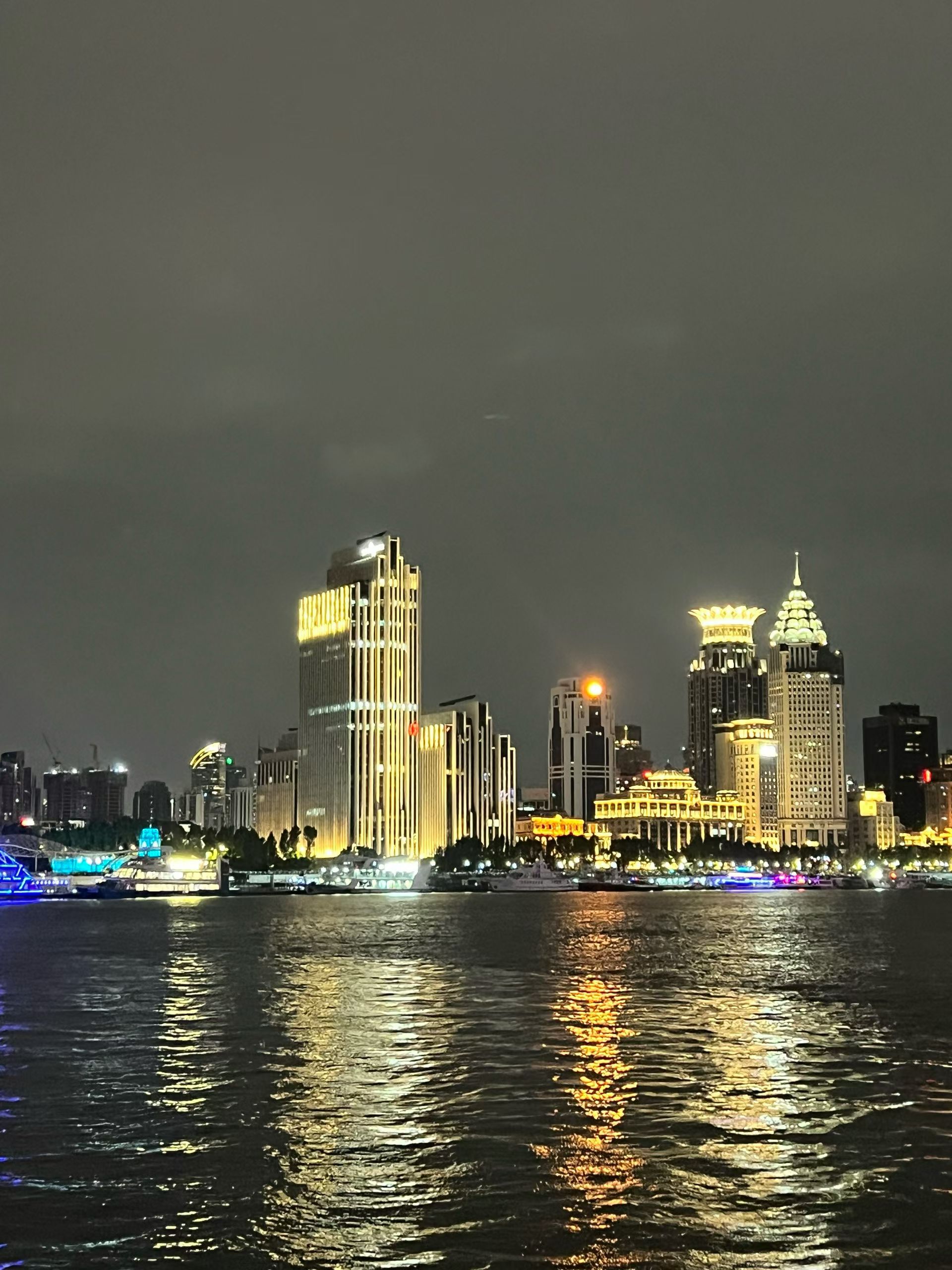 上海侬好！陆家嘴四件套拍啦（已被驱逐出沪版）